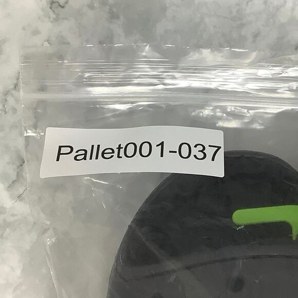 Crocs Men's 5 Women's 7 Black Classic Cozzzy Sandal Fuzzy Slipper P1-37 - Picture 10 of 10